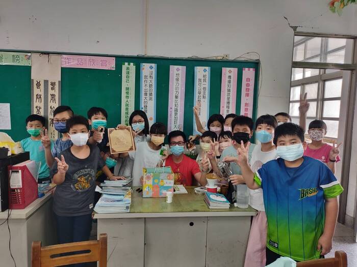 與金澄老師大合照